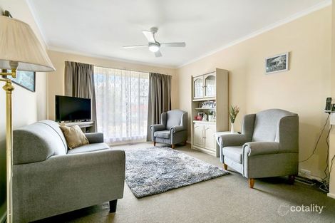 Property photo of 5 Juniper Court Frankston North VIC 3200