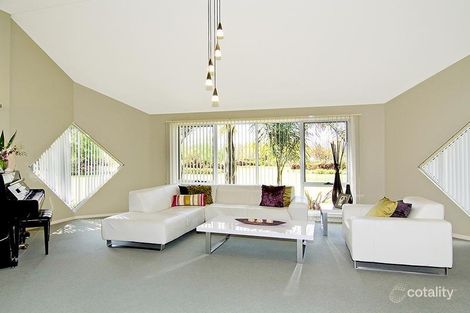 Property photo of 24 Sugar Gum Drive Hillside VIC 3037