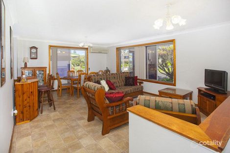 Property photo of 78 Oxley Avenue Kiama Downs NSW 2533