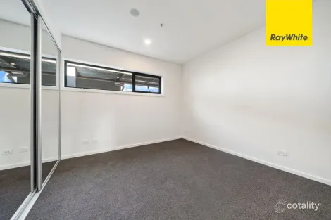 Property photo of 63/6 Inge King Crescent Whitlam ACT 2611