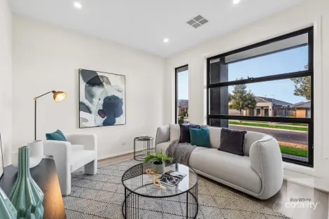 Property photo of 13 Progress Drive Fraser Rise VIC 3336
