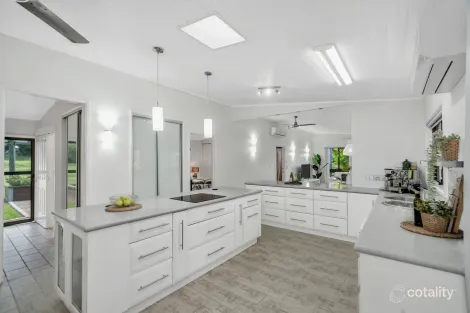 Property photo of 11 Pomona Avenue Mooroobool QLD 4870