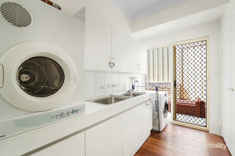 Property photo of 5 Castlecrag Drive Kallaroo WA 6025