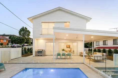 Property photo of 11 Calga Street Chermside QLD 4032