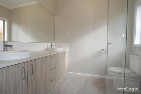 Property photo of 11 Courtney Drive Sunbury VIC 3429