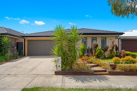 Property photo of 17 Gillingham Crescent Clyde North VIC 3978