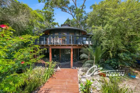 43 TASMAN RD, ST GEORGES BASIN, NSW 2540