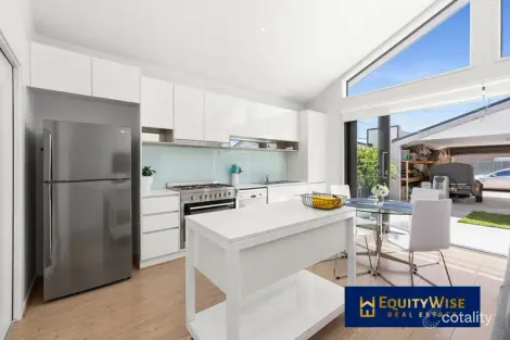Property photo of 12B Miniata Way Manor Lakes VIC 3024