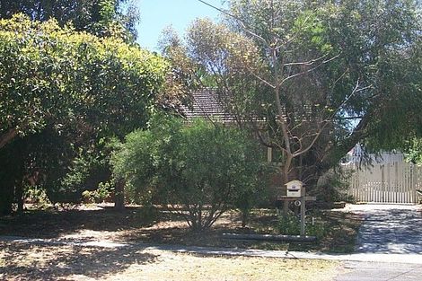 32 Birdwood St, Innaloo, WA 6018