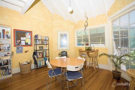 Property photo of 15 Ti-Tree Crescent Seaford VIC 3198