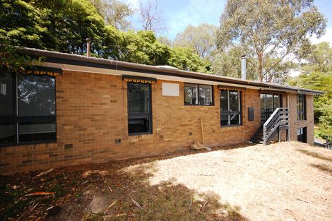 Property photo of 13 Sharland Close Mount Evelyn VIC 3796