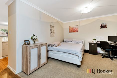 Property photo of 9 Birchmore Gardens Ellenbrook WA 6069