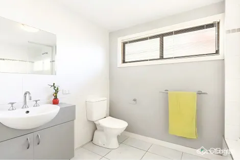 Property photo of 28/1554-1556 Dandenong Road Huntingdale VIC 3166