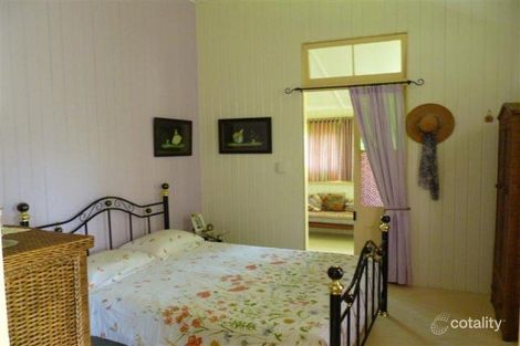 Property photo of 2 George Street Torbanlea QLD 4662