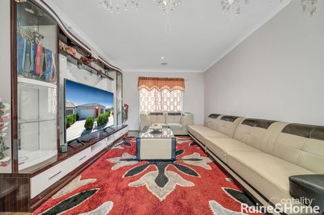 Property photo of 96 Hummingbird Boulevard Tarneit VIC 3029