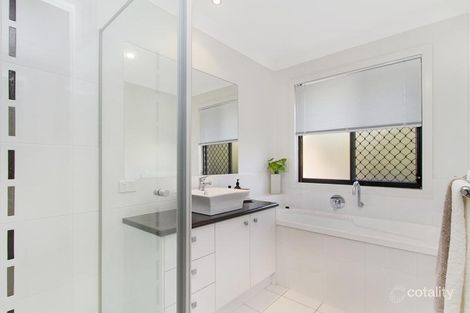 Property photo of 39 Senden Crescent Manly West QLD 4179