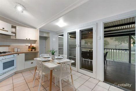 Property photo of 32 Gladstone Street Coorparoo QLD 4151