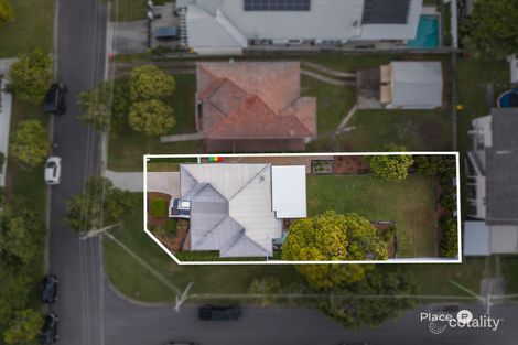 Property photo of 22 Woodrow Drive Coorparoo QLD 4151