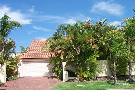 141 Pebble Beach Dr, Runaway Bay, QLD 4216