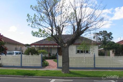 34 Roland Ave, Strathmore, VIC 3041