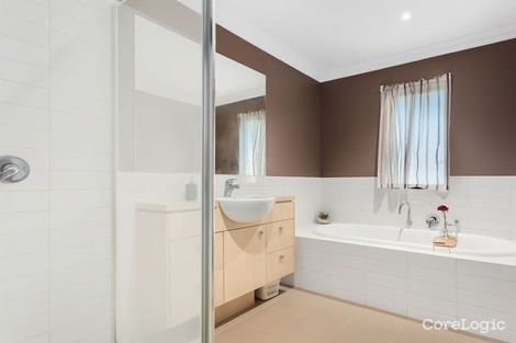 Property photo of 60 Meridian Circuit Berwick VIC 3806