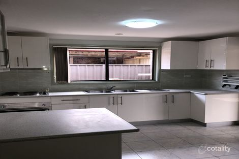 Property photo of 4 Darwin Close Wakeley NSW 2176