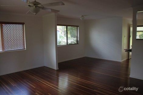 Property photo of 2 Edith Drive North Ipswich QLD 4305