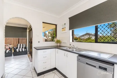 Property photo of 4/3 Queen Street Yamba NSW 2464