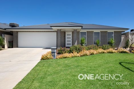 22 Ross Pkwy, Gobbagombalin, NSW 2650