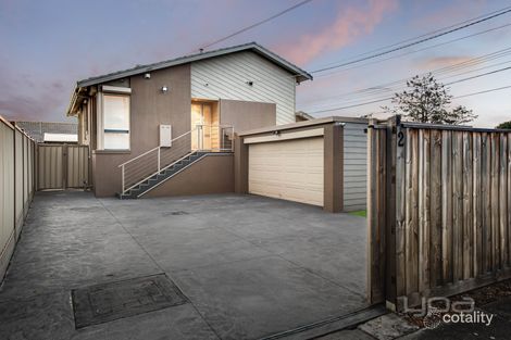 Property photo of 2 Trentham Drive Gladstone Park VIC 3043