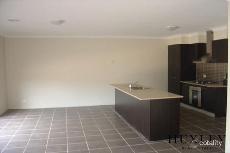 Property photo of 9 Oakham Glade Derrimut VIC 3026