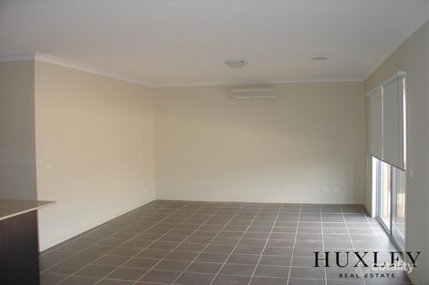 Property photo of 9 Oakham Glade Derrimut VIC 3026