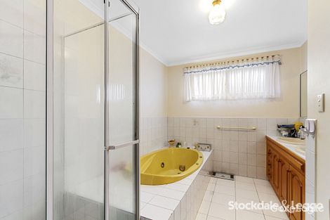 Property photo of 19 Lord Place Morwell VIC 3840