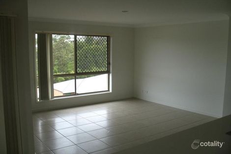 Property photo of 16 Hadrian Crescent Pacific Pines QLD 4211