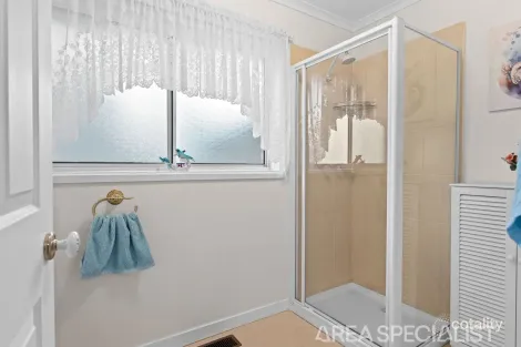 Property photo of 8 Todd Grove Somerville VIC 3912