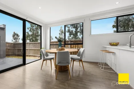Property photo of 2 Sakura Walk Point Cook VIC 3030