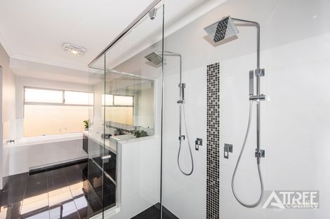 Property photo of 15 Bayonne Corner Piara Waters WA 6112