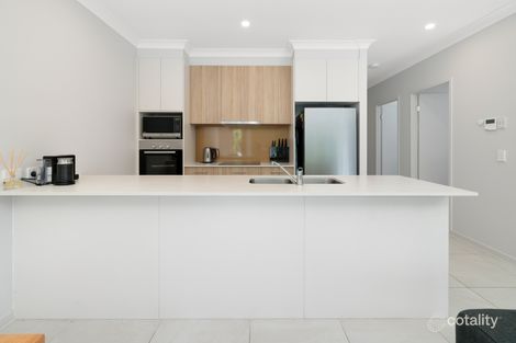 Property photo of 24/156 Marina Quays Boulevard Hope Island QLD 4212