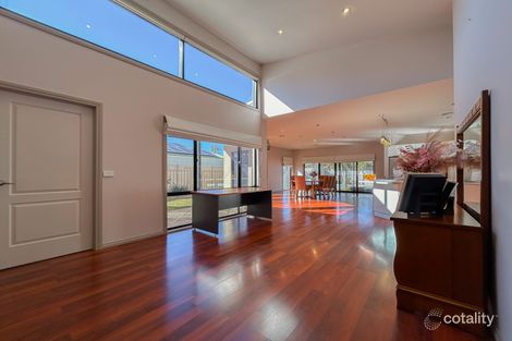 Property photo of 13 Village Way Swan Hill VIC 3585