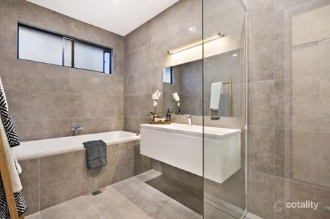 Property photo of 102 Carrington Road Bonogin QLD 4213
