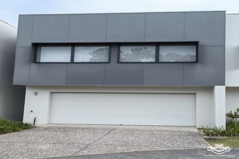 3/1 Flametree Cct, Arundel, QLD 4214