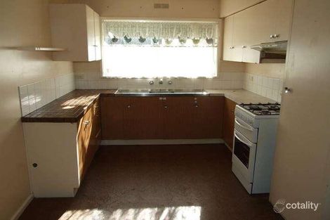 Property photo of 13 Rangeview Avenue Wangaratta VIC 3677