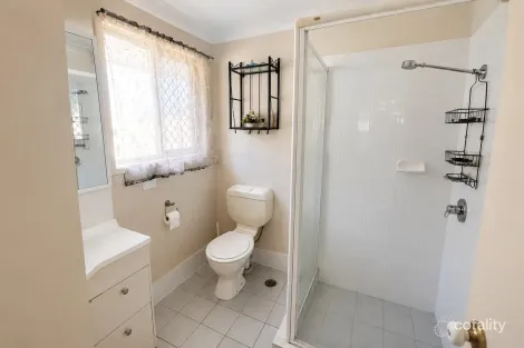 Property photo of 35 Teak Street Rothwell QLD 4022