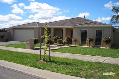 Property photo of 43 Greenfield Drive Traralgon VIC 3844