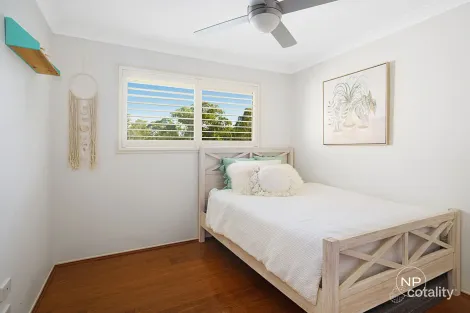 Property photo of 5 Fairhaven Place Albany Creek QLD 4035