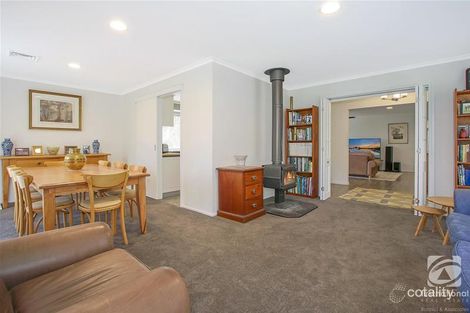 Property photo of 6 Evans Court Wodonga VIC 3690