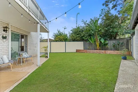 1/27 Wildwood Ct, Surfers Paradise, QLD 4217
