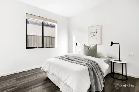 Property photo of 17 Mudrooroo Circuit Kalkallo VIC 3064