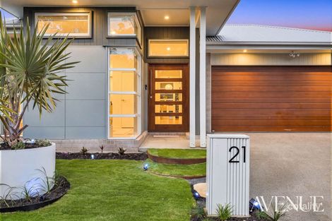 Property photo of 21 Regents Crescent Yarrabilba QLD 4207
