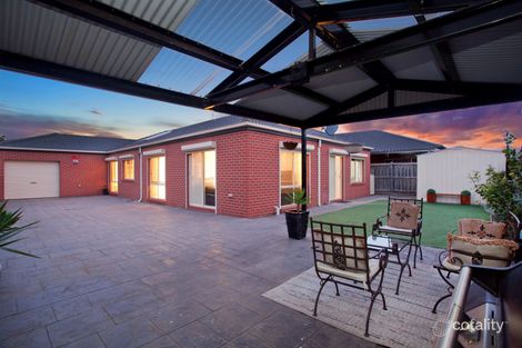 Property photo of 11 Dalmuir Boulevard Deer Park VIC 3023